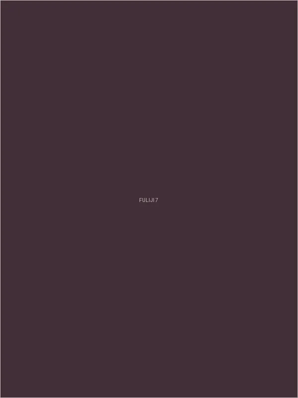 一位福利姬正在准备她的 张婉莹 cosplay服装